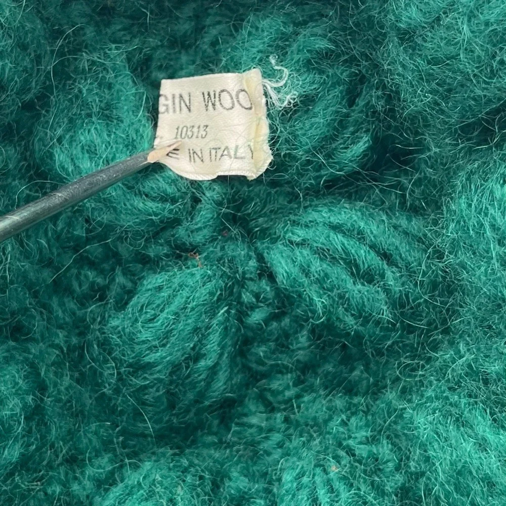 Vintage Italian Wool Green Chunky Knit Winter Fall Beanie Hat Cottagecore Knobby - Picture 14 of 15